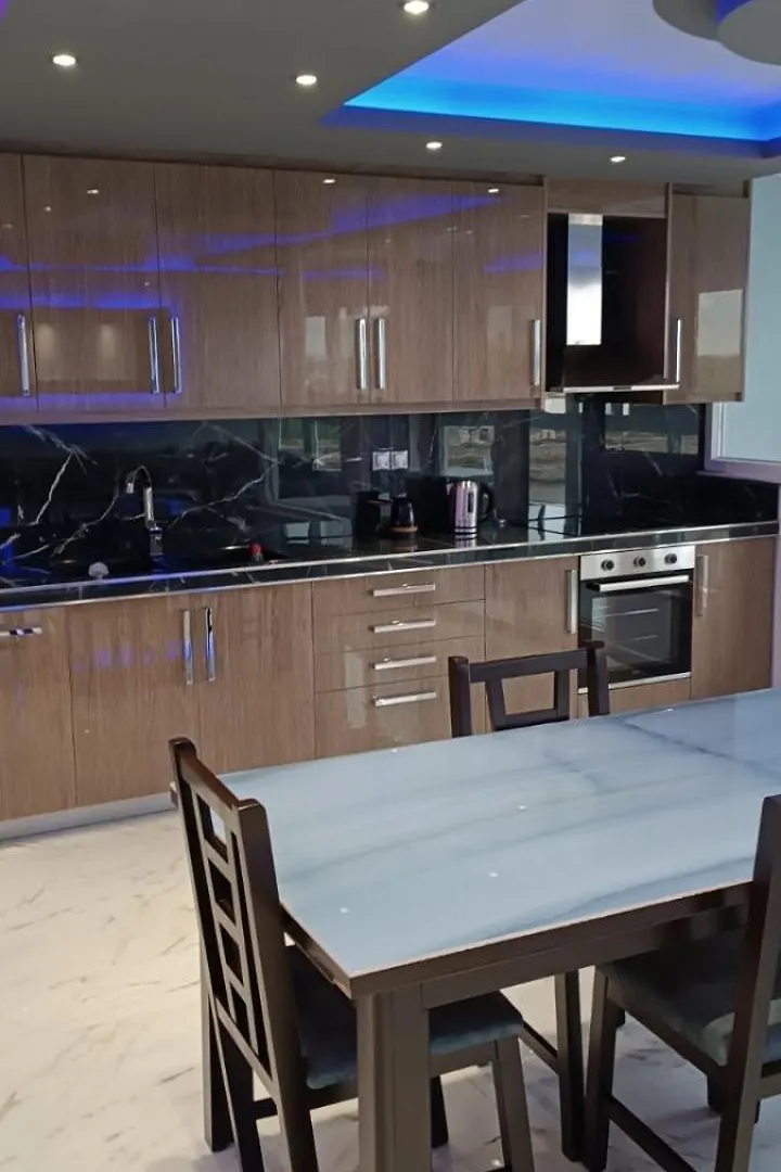 Monasthrioy Pallas 1 By Makhome Thessaloniki Apartment
